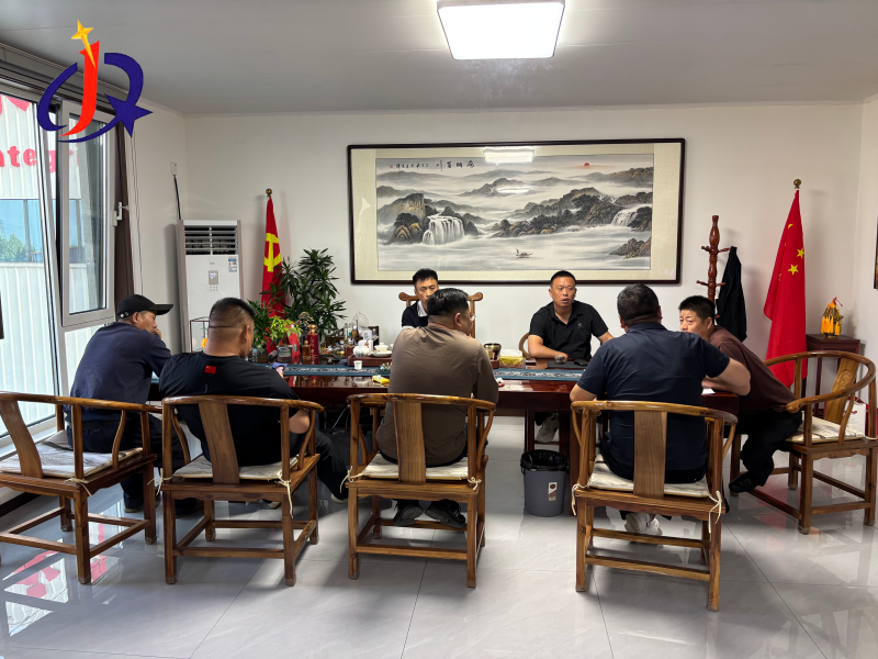 I clienti d'oru di placer sudamericani anu visitatu Qingzhou Jinqi Mining Machinery per auditu di fabbrica.